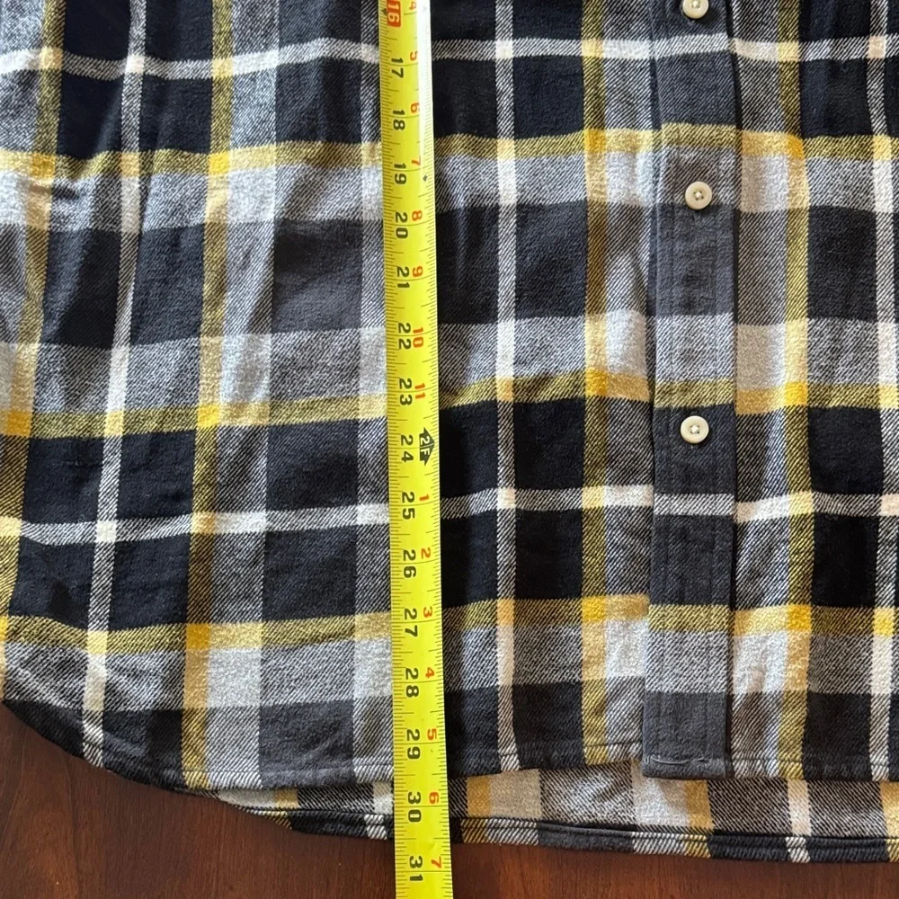 The North Face Men’s XXL Outdoors/Workwear Plaid Flannel Button Down Shirt